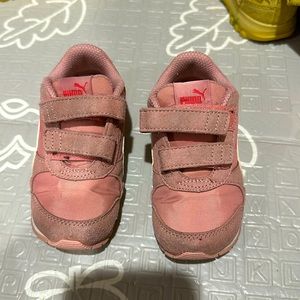 PUMA PINK TODDLER SNEAKERS SHOES SIZE 7
